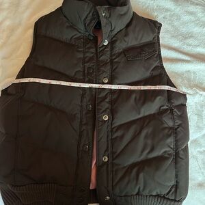 GAP Dark Brown Puffer Vest with cute light pink inside ! Perfect condition